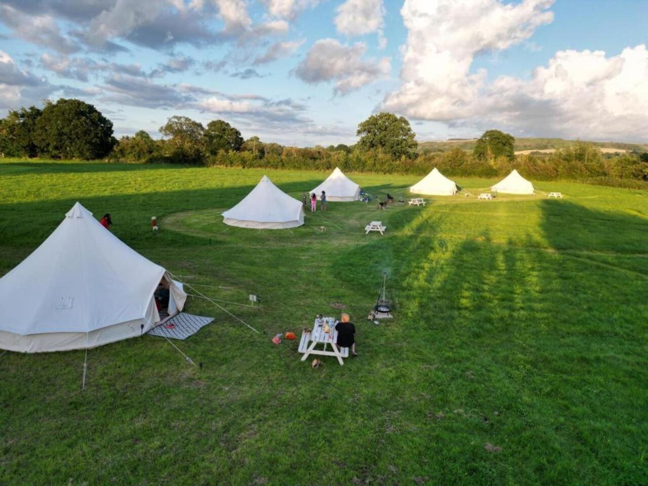 Country View Camping Bratton エクステリア 写真