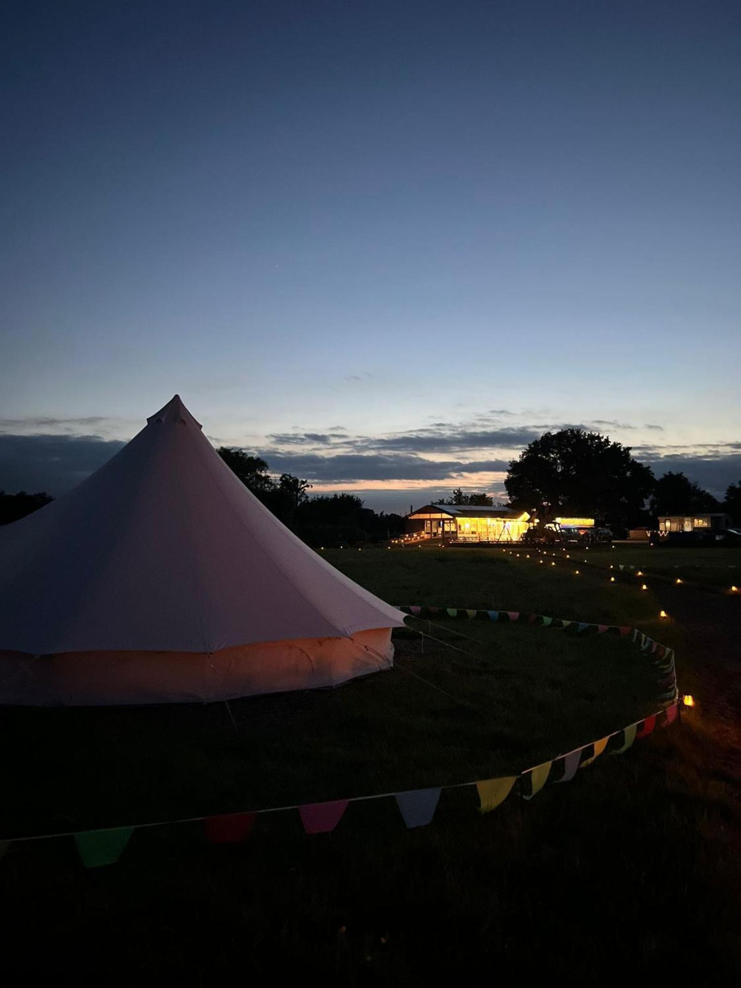 Country View Camping Bratton エクステリア 写真